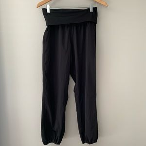 Lululemon Lightweight Joggers Size 6